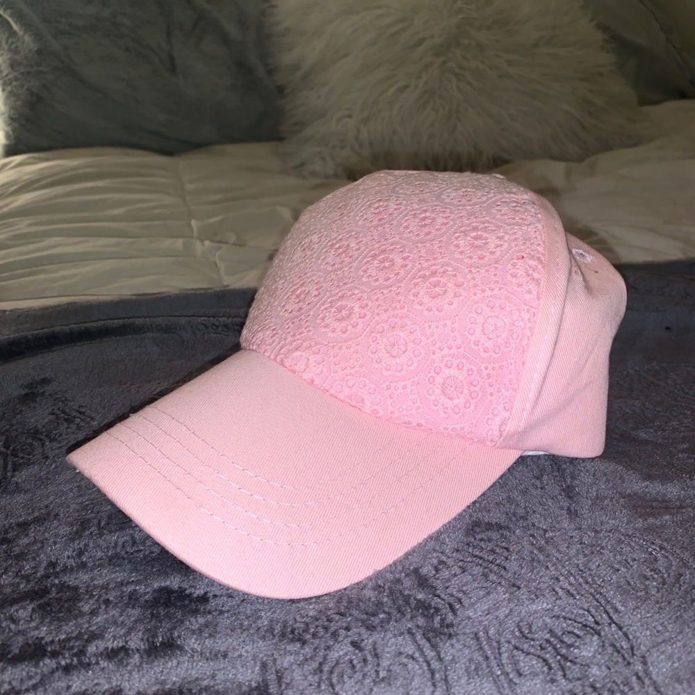 NWT Women’s baseball cap